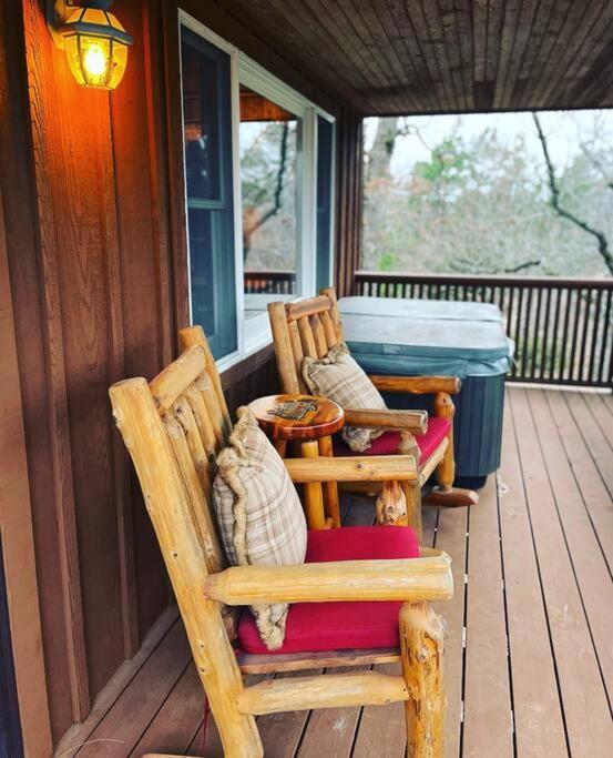 Eagle Crest Cabin, White River View With Hottub Eureka Springs Εξωτερικό φωτογραφία